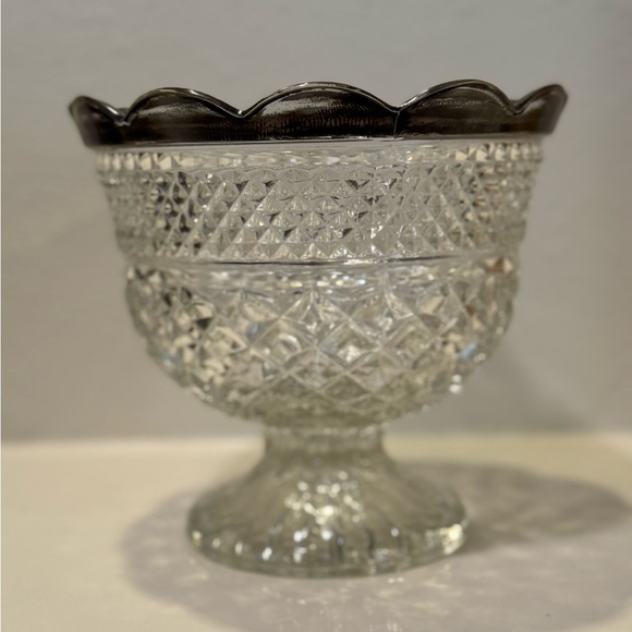 Vintage Anchor Hocking Wexford Pedestal Cut Crystal Bowl w/ Sterling Silver Rim - Picture 1 of 13